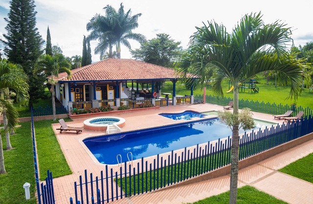 - Casa El Recreo, corazón del Paisaje Cultural Cafetero -