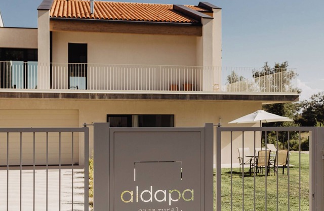 Casa en Rioja Alavesa con Jardin, Barbacoa y Parking Privado