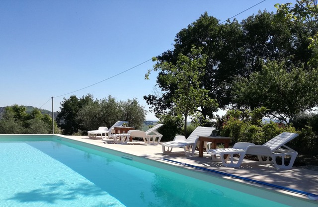 Casa Fonte Pecorale apartments il Pozzo and il Nido heated pool