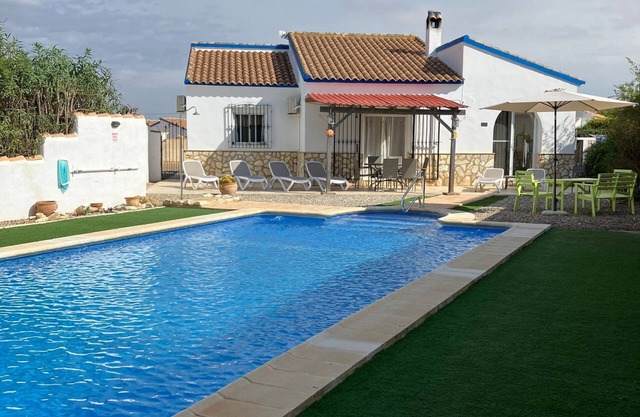 Casa Lisa - a beautiful 3 bedroom villa with large private pool.