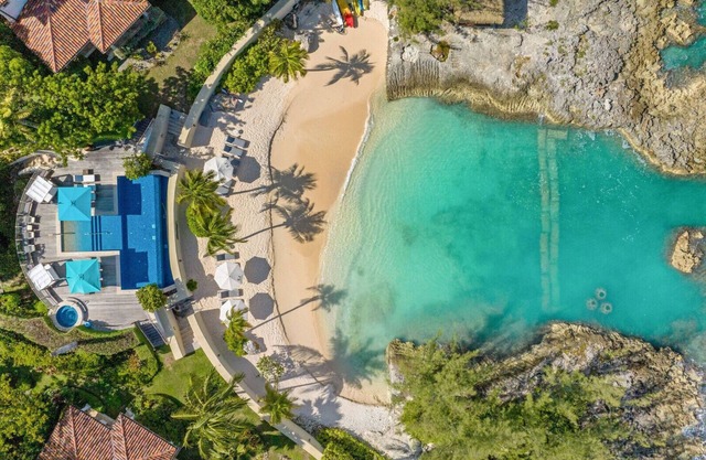 Casa Luna 4Bed 5Bath, Beach, Pool, & More