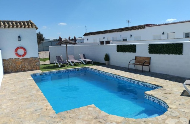 Casa Luype I Piscina Comaprtida