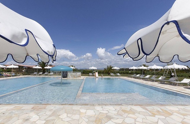 Casa Marieva B: A graceful cottage.