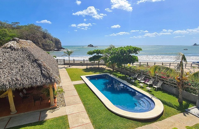 CASA MILOR - BEACHFRONT PARADISE