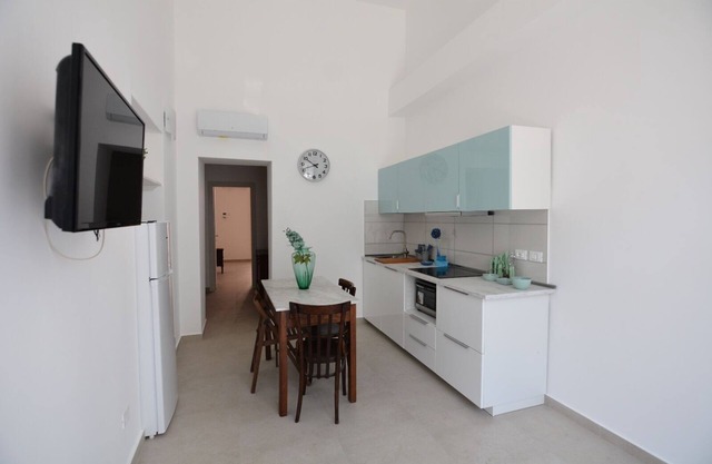 Casa Ortensia, cozy ground-floor apartment 2 minutes from the beach.