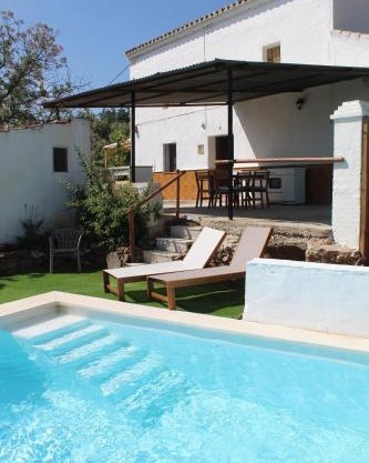 Casa Rural Cortijo Paredones