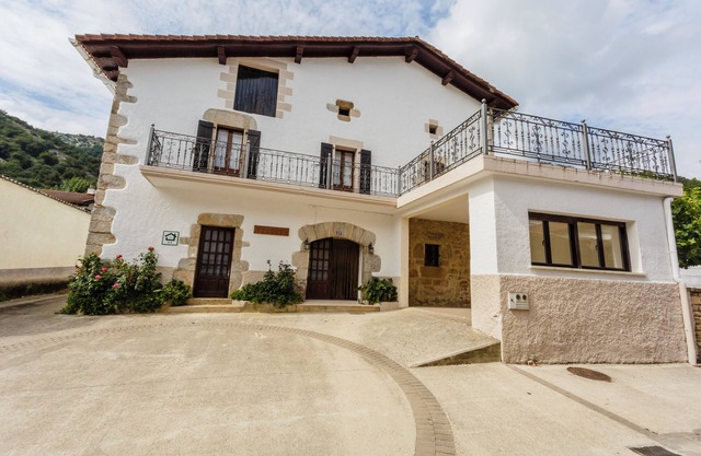 Casa rural para 22 personas en Egiarreta (Navarra)