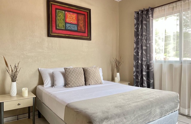 Casa Tatich A/C Near LIR Airport