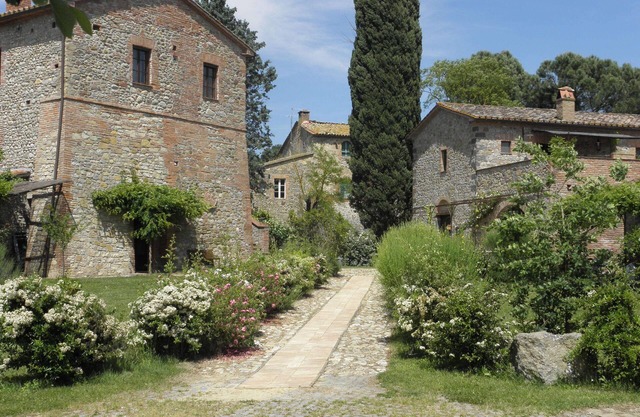 Casa Torretta in Farmhouse Borgo Santa Maria