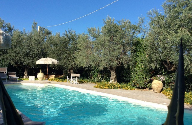 "Casale Giacinta" ancient cottage between sea and mountains with swimming pool