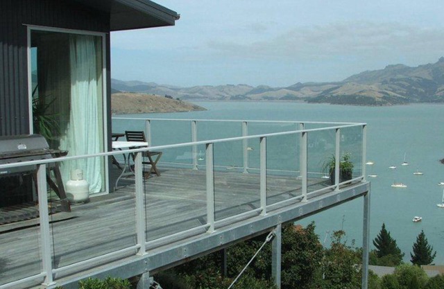 Cass Bay Retreat close to Christchurch