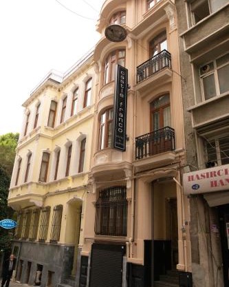 Castle Franco Suites