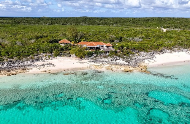 Cat's Cove, Pigeon Cay - 2 Acres w/Private Beach