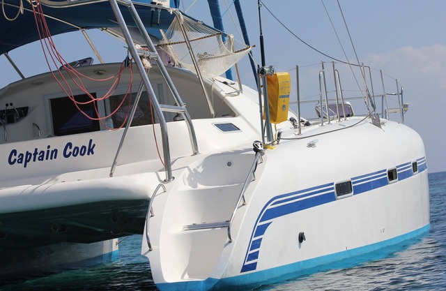 Catamaran cruise with skipper and hostess