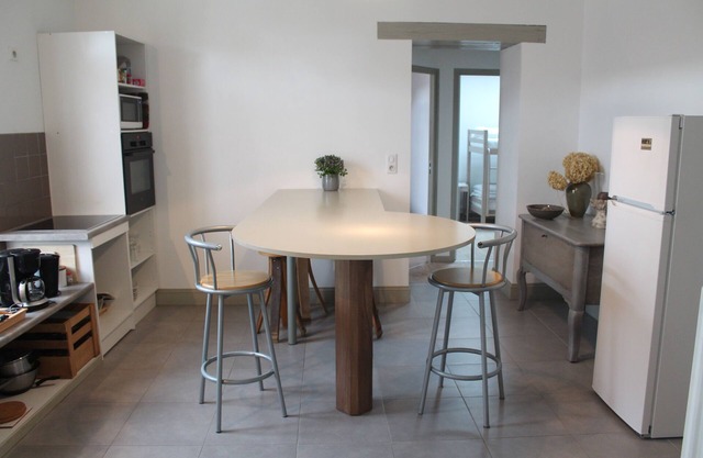Cauroy Les Hermonville: Spacious cottage, fully renovated with style decoration. All mod cons.
