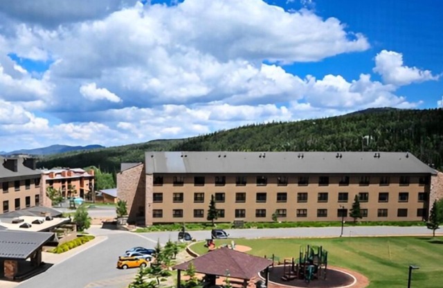 Cedar Breaks Jr. Villa · Ski Retreat! Jr. Villa in Brian Head.