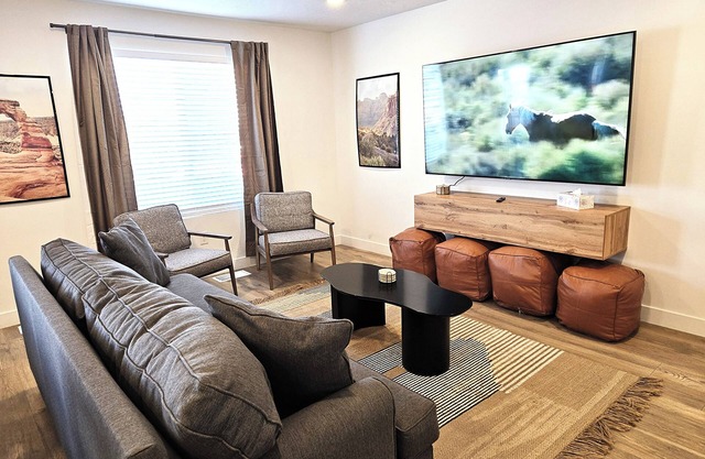 Cedar City Getaway – Modern Comfort, Family Ready