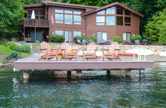 Cedar Lodge: Exquisite Timberframe on Keuka Lake