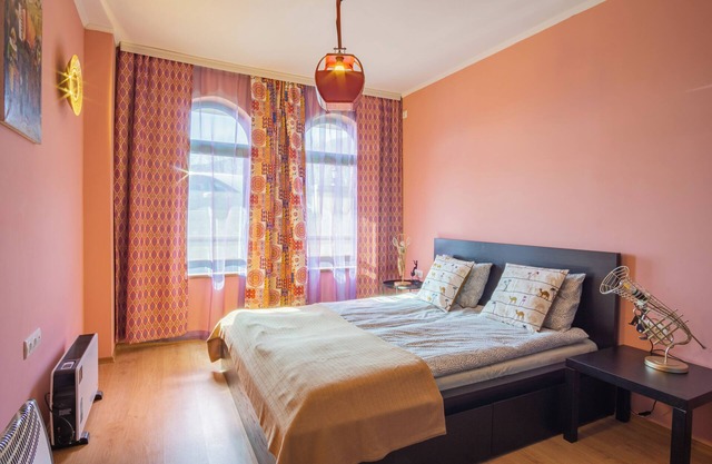 Cedar Lodge IV One BDRM Flat D2 Across from Gondola Station!