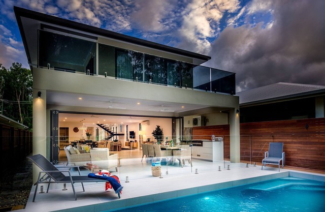 Cedar & Sea Perfect Position WINNER 2019 HIA AWARD