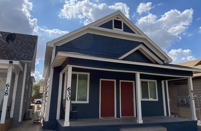 Central Downtown Phoenix Home with Parking