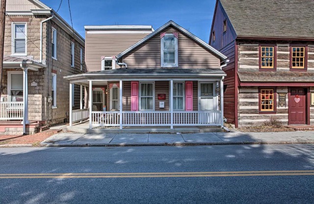 Central Hummelstown Apt 4 Miles to Hershey Park!
