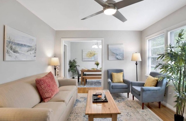 Central Midtown Cottage