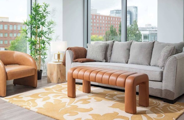 Central Space 2 BR Condo to Balance Life, Work Play! 7 Sleeps