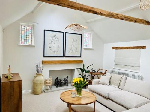 Central Thame cottage