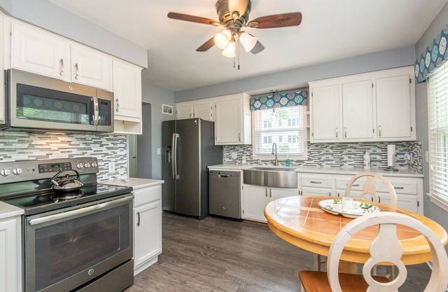 Central Tosa home near downtown, state fair, froedtert