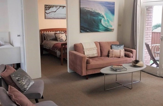 Central Wollongong Apartment (2 bedrooms)