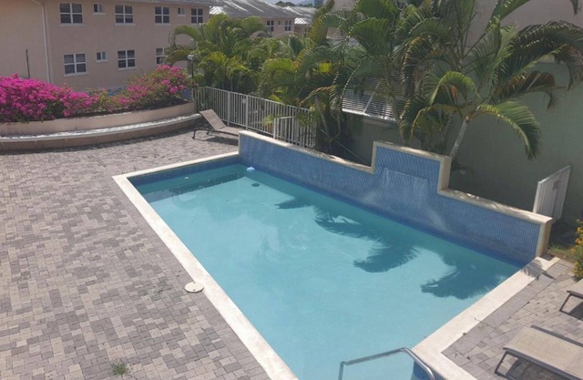 Centrally located Barbican Kingston getaway