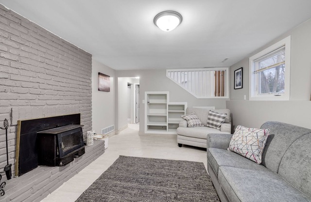 Centrally located home in Minnetonka with great outdoor space!