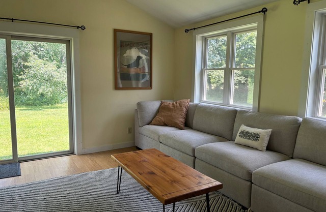 Centrally located home with mountain views. Pet-friendly. Great for families.