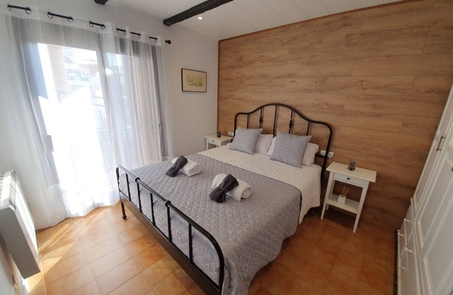 Centro S. Pol, next to the beach, with parking, Air Conditioning. and garden