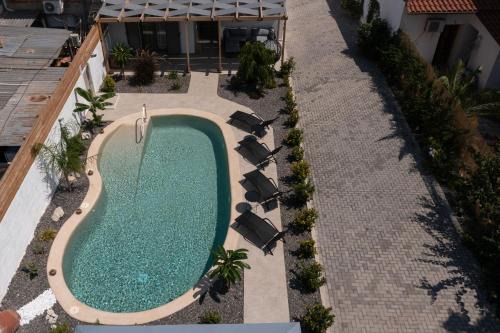 Centro Stone House