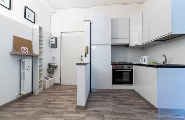 Certosa 284 - Studio Apartment, Sleeps 3