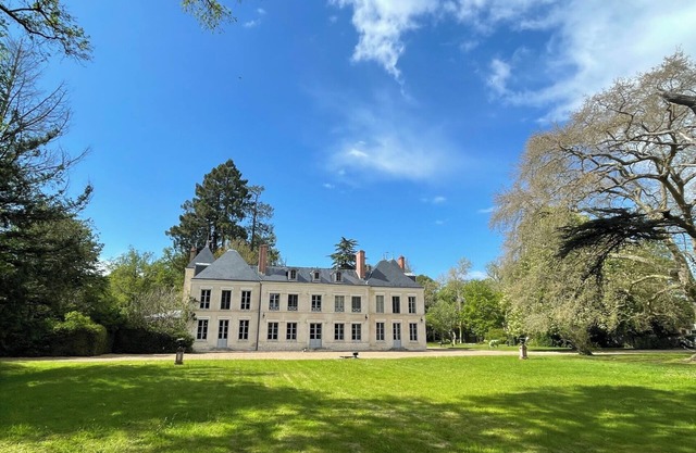 Château de La Barboire is a charming rental between Loire and Sologne