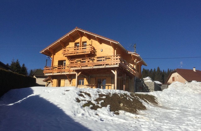 Chalet 4 * new Jura Morbier les Gentianes
