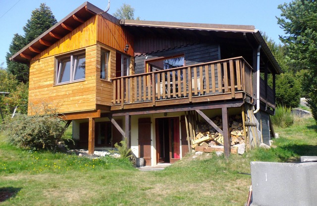 Chalet 6 pers wifi, free pets, wood included from oct 1 to april 30