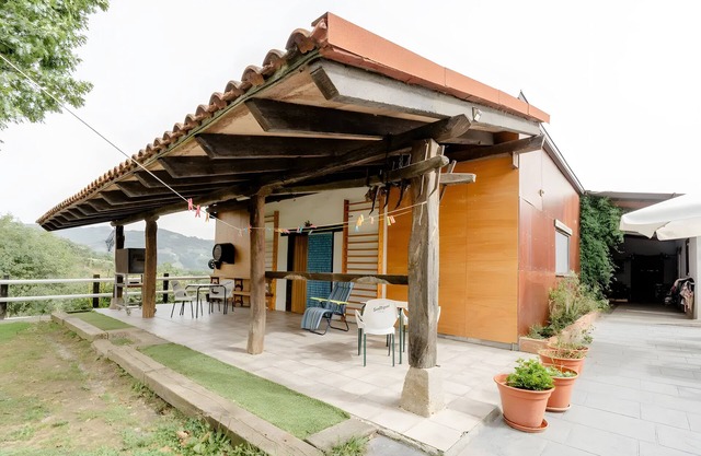 Chalet 'Alarpe Aterpetxea' with Mountain View, Shared Terrace and Shared Garden