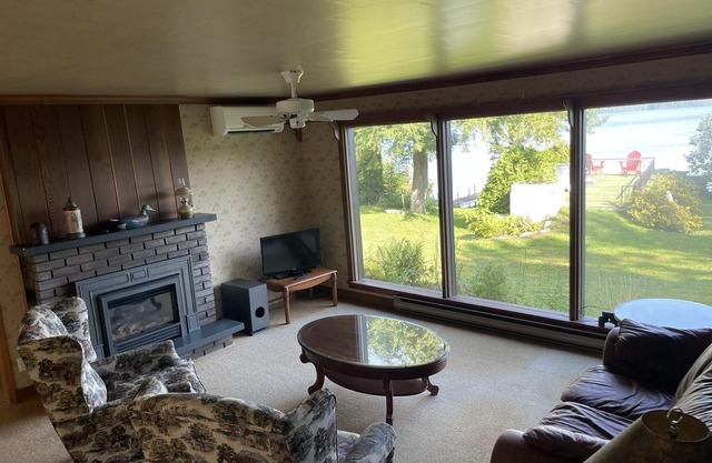 Chalet Bord de L'eau, Directement Voisin de Parc Orford