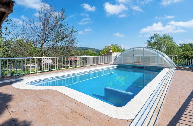 Chalet "Can Tronc" with Mountain View, Shared Pool & Wi-Fi