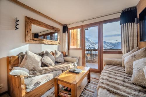 Chalet Chamois - central modern Duplex for 6 by Avoriaz Chalets