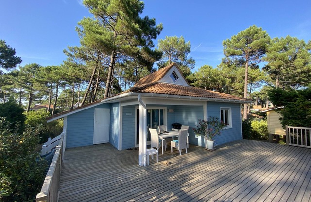 Chalet Colibri, naturist facility La Jenny, Atlantic coast