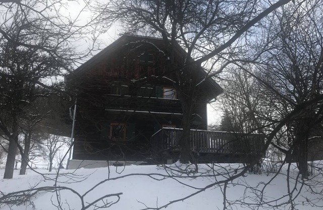 Chalet - cozy renovated farmhouse, sauna, heating and wood stove