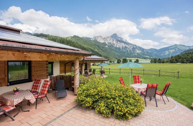 Chalet Ferienhaus 14 - Almdorf Tirol
