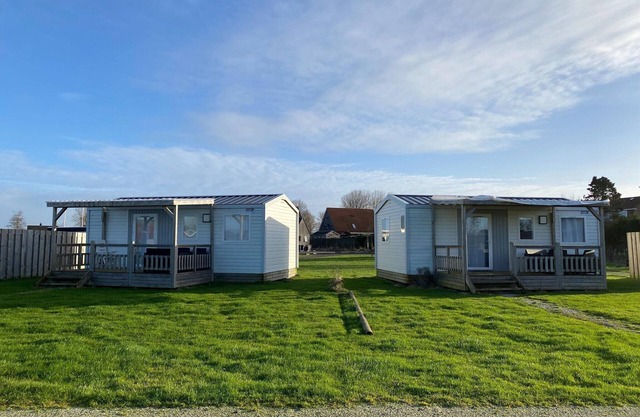 Chalet in Friesland near Alde Feanen Park