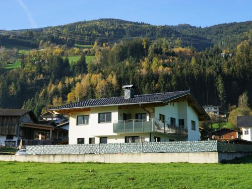 Chalet in Kaltenbach near Ski Lift