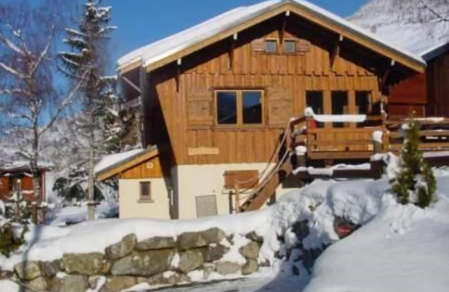 Chalet Les Deux Alpes to the slopes